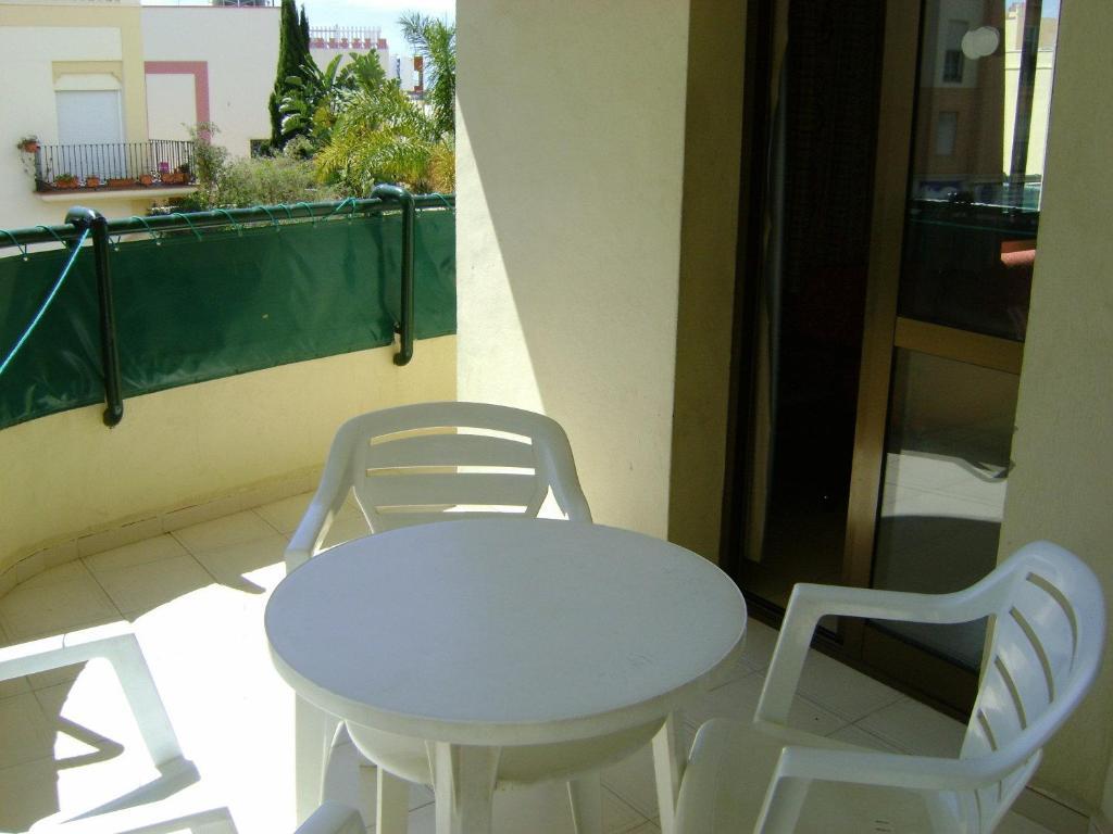 Apartamentos Mediterraneo Nerja Exterior foto